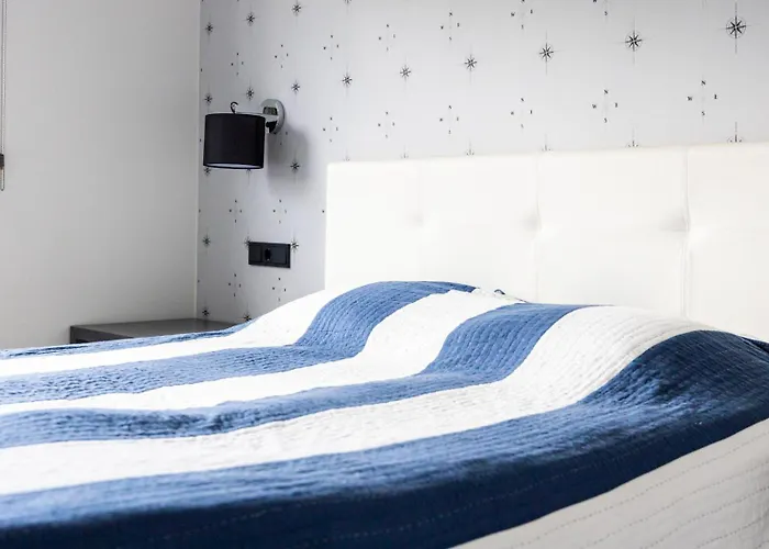 Apartamento Sadama 4 *